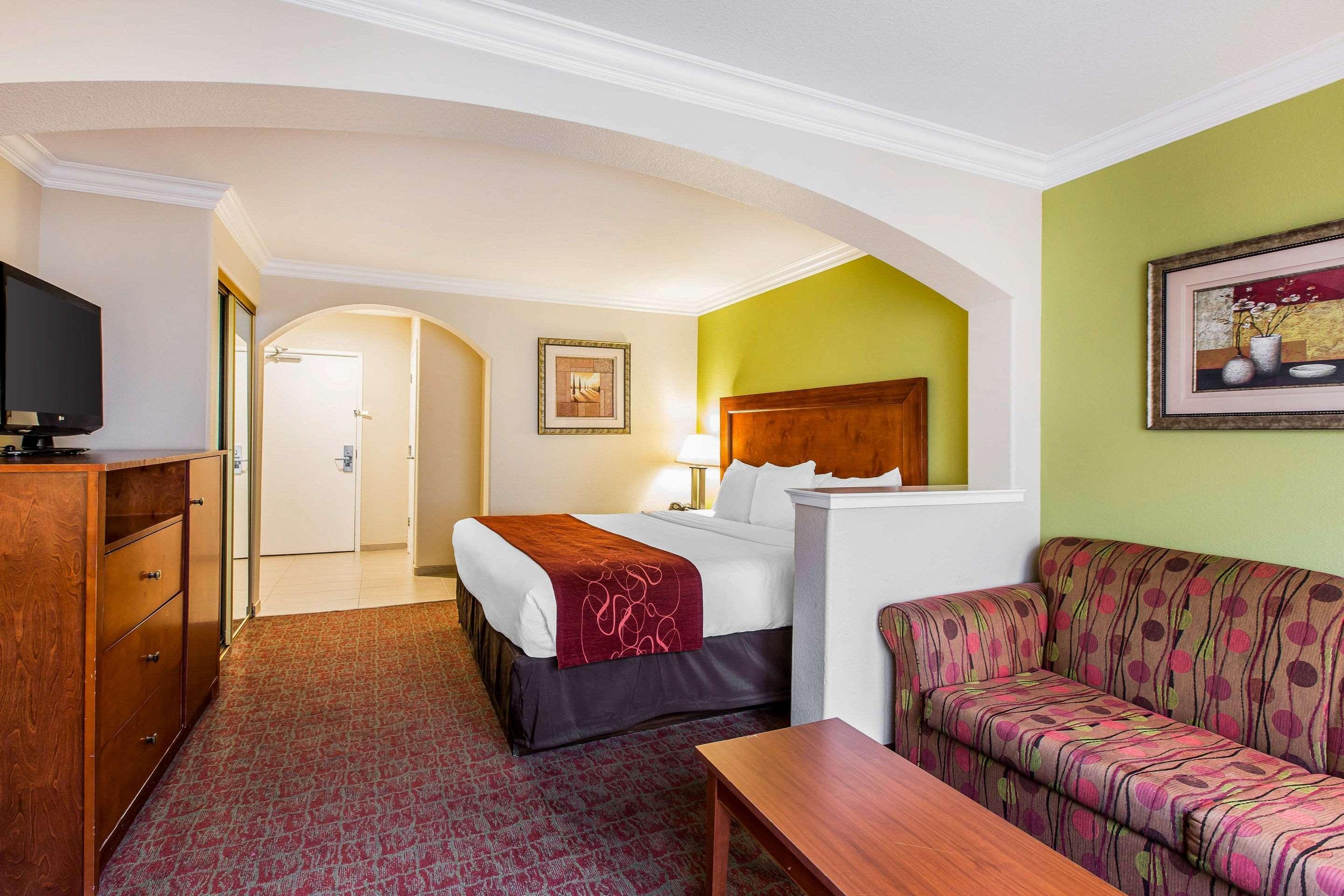 Comfort Suites Fresno River Park Esterno foto