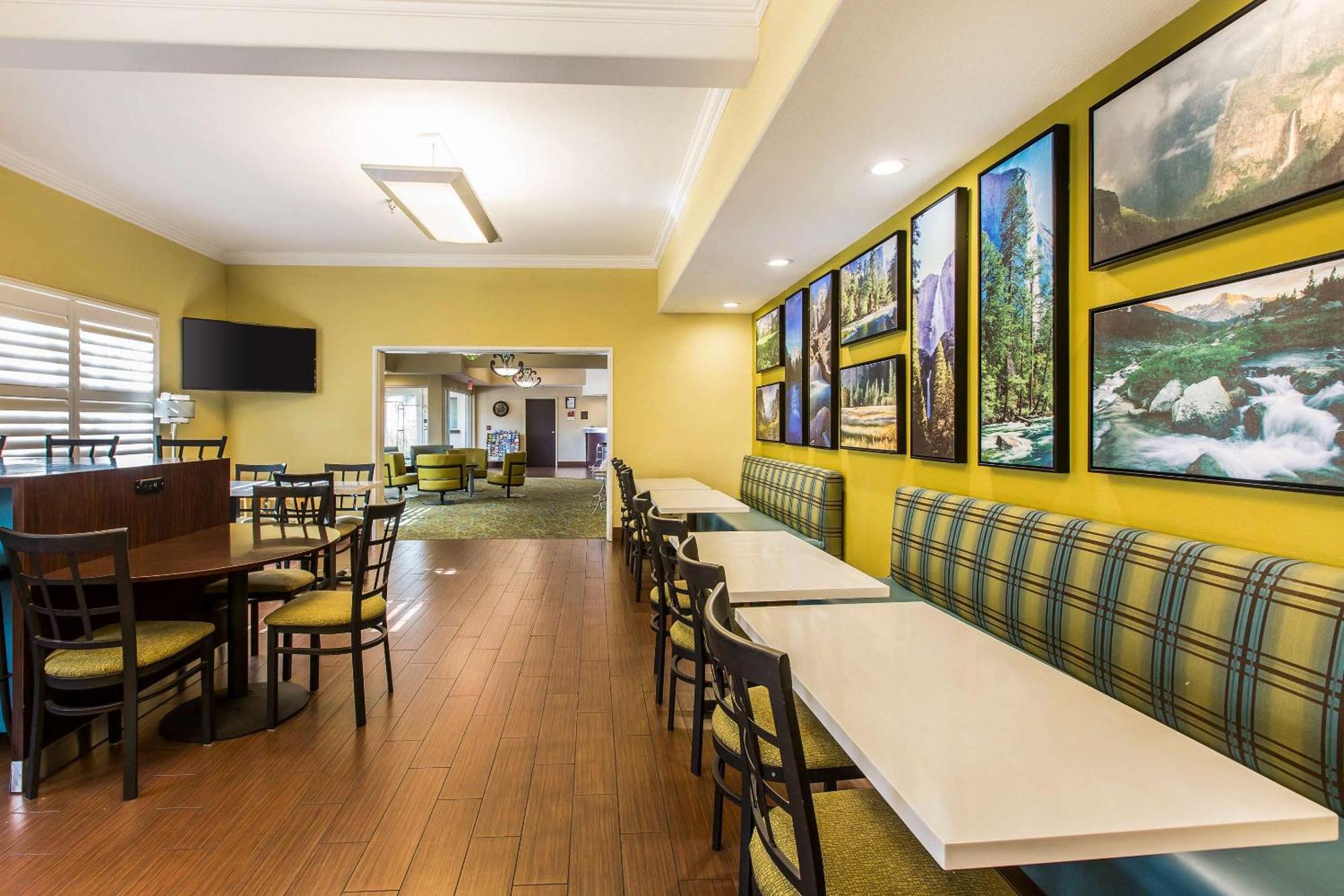 Comfort Suites Fresno River Park Esterno foto